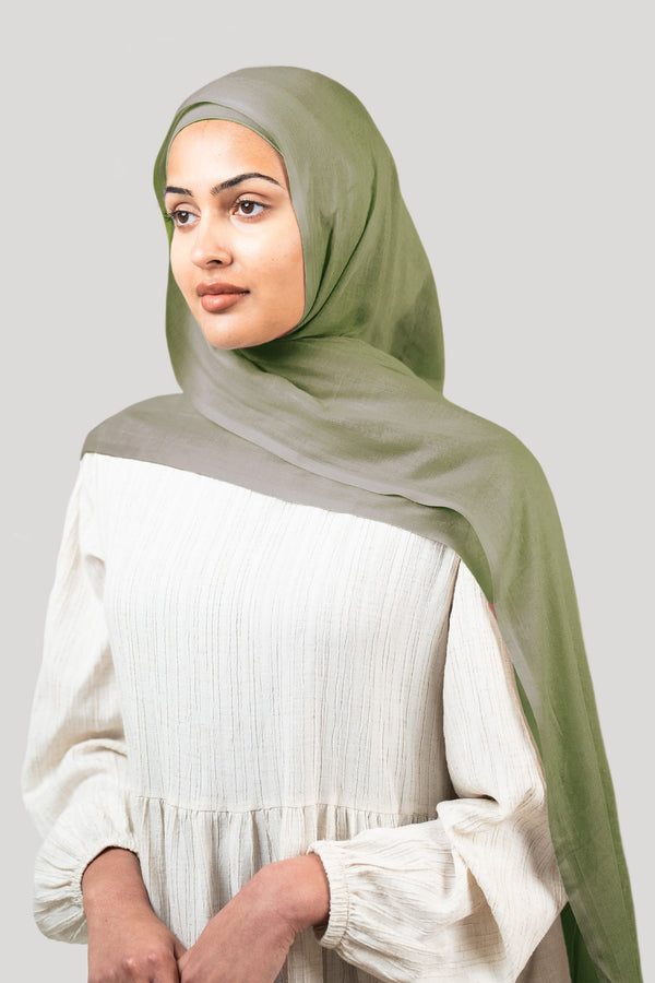 #Khaki